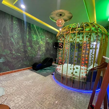 Couple Hotel - Khach San Tinh Yeu Buon Ko Sir المظهر الخارجي الصورة