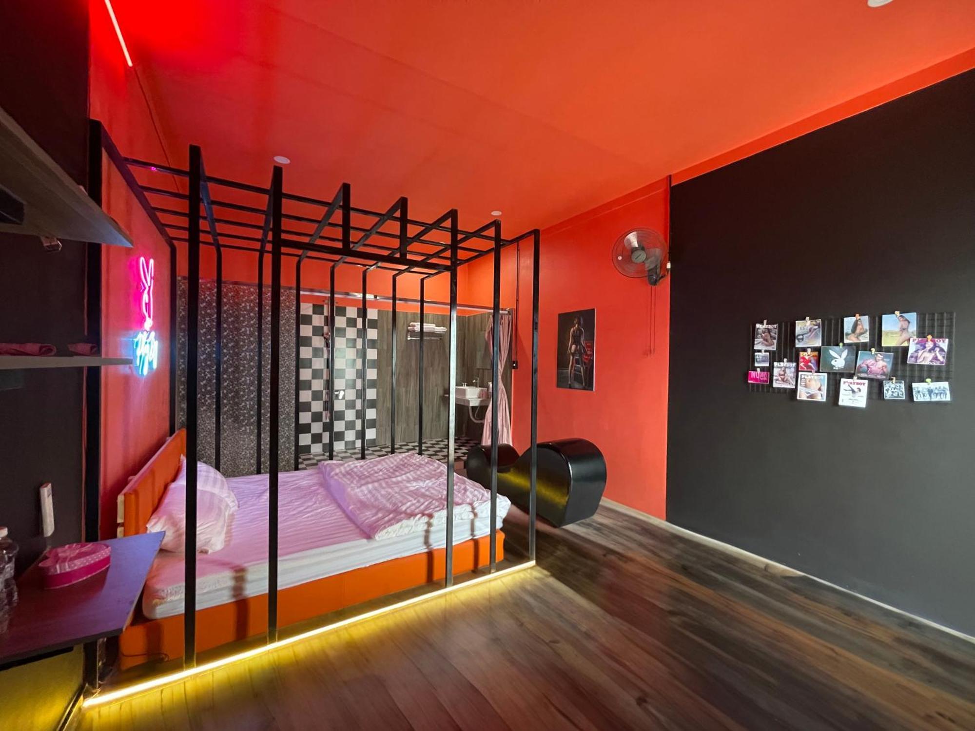 Couple Hotel - Khach San Tinh Yeu Buon Ko Sir المظهر الخارجي الصورة