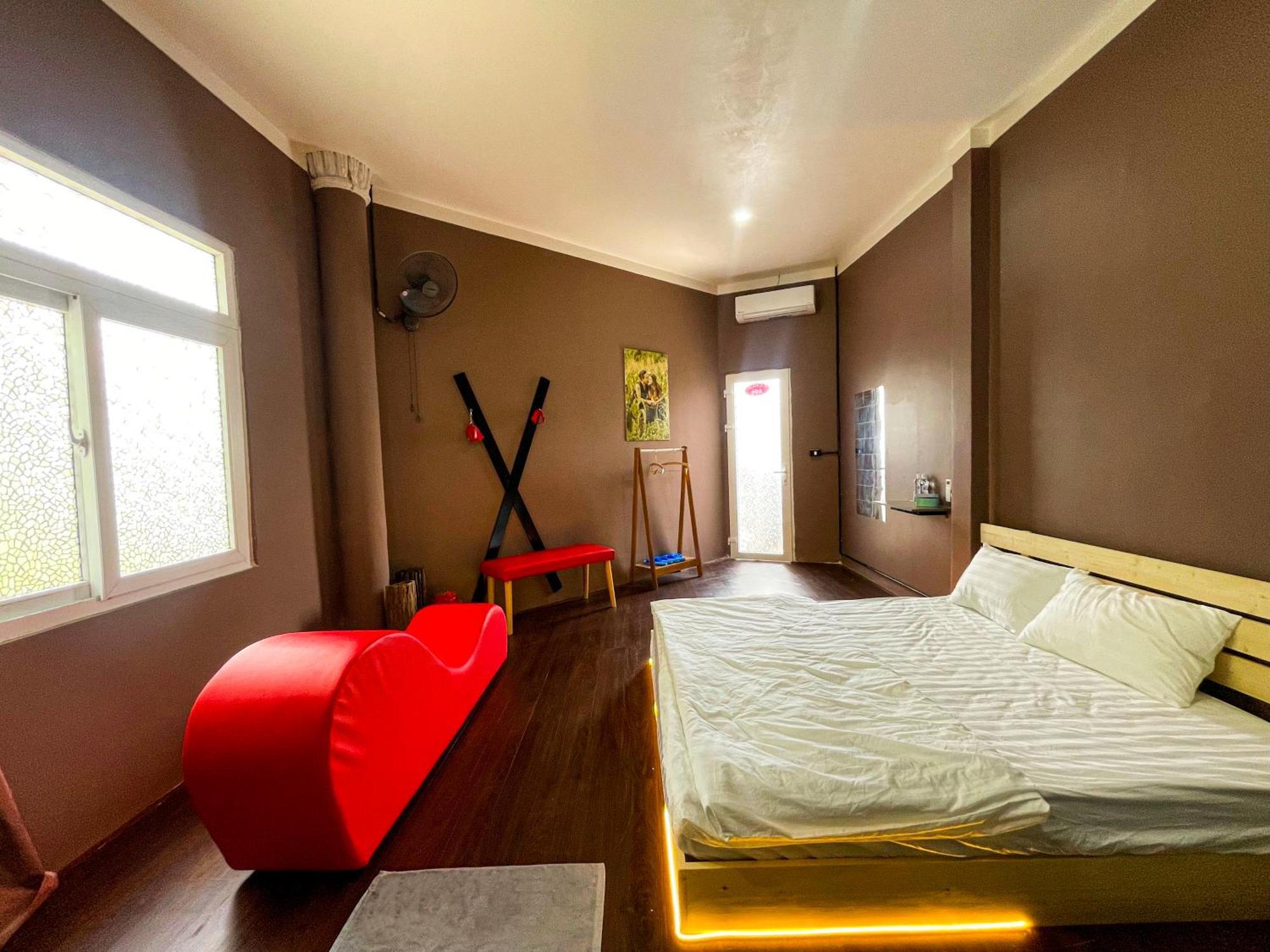 Couple Hotel - Khach San Tinh Yeu Buon Ko Sir المظهر الخارجي الصورة
